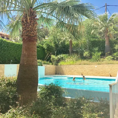 Centre -les Hauts De Lerins 公寓